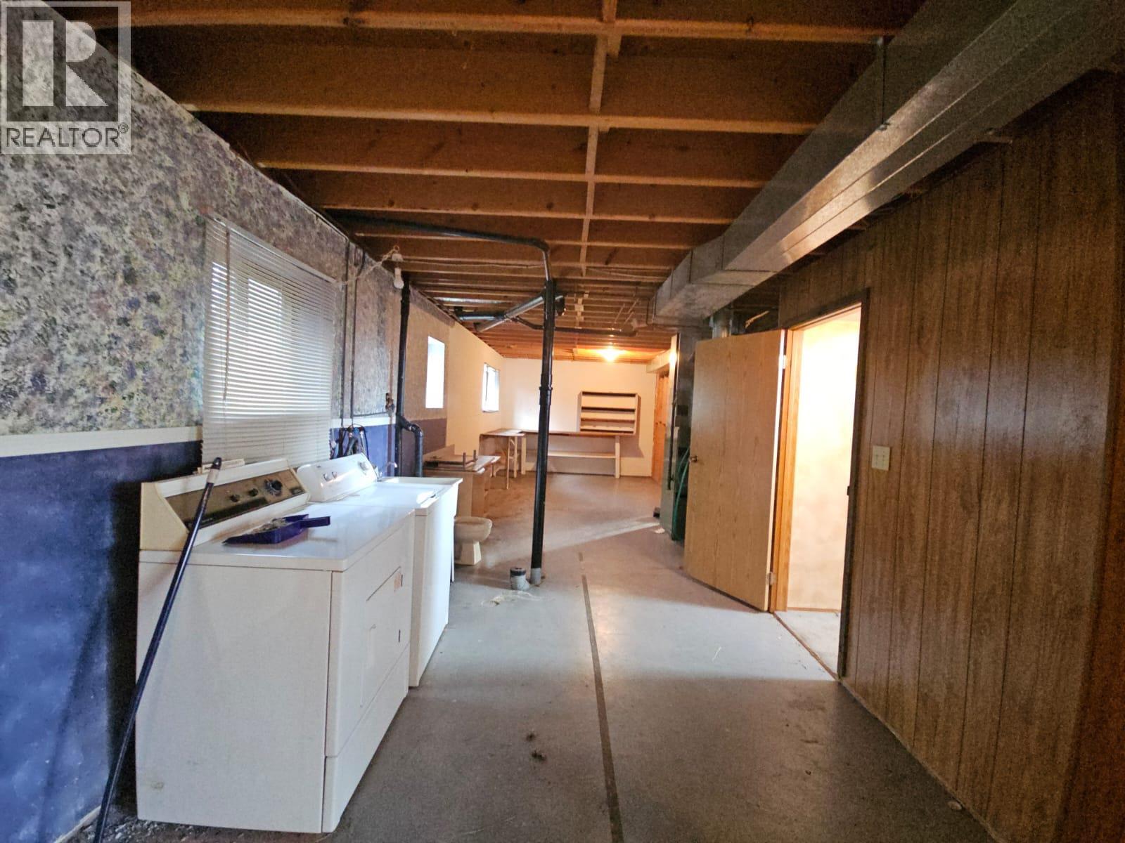 323 Cottonwood Avenue, Tumbler Ridge