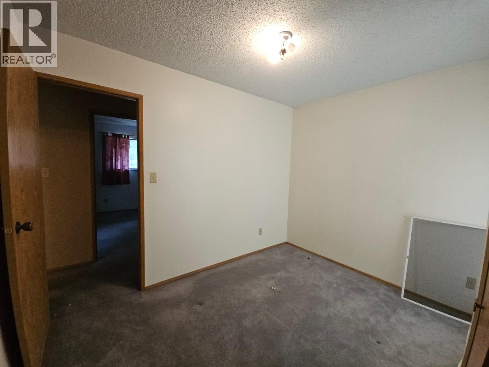 323 Cottonwood Avenue, Tumbler Ridge