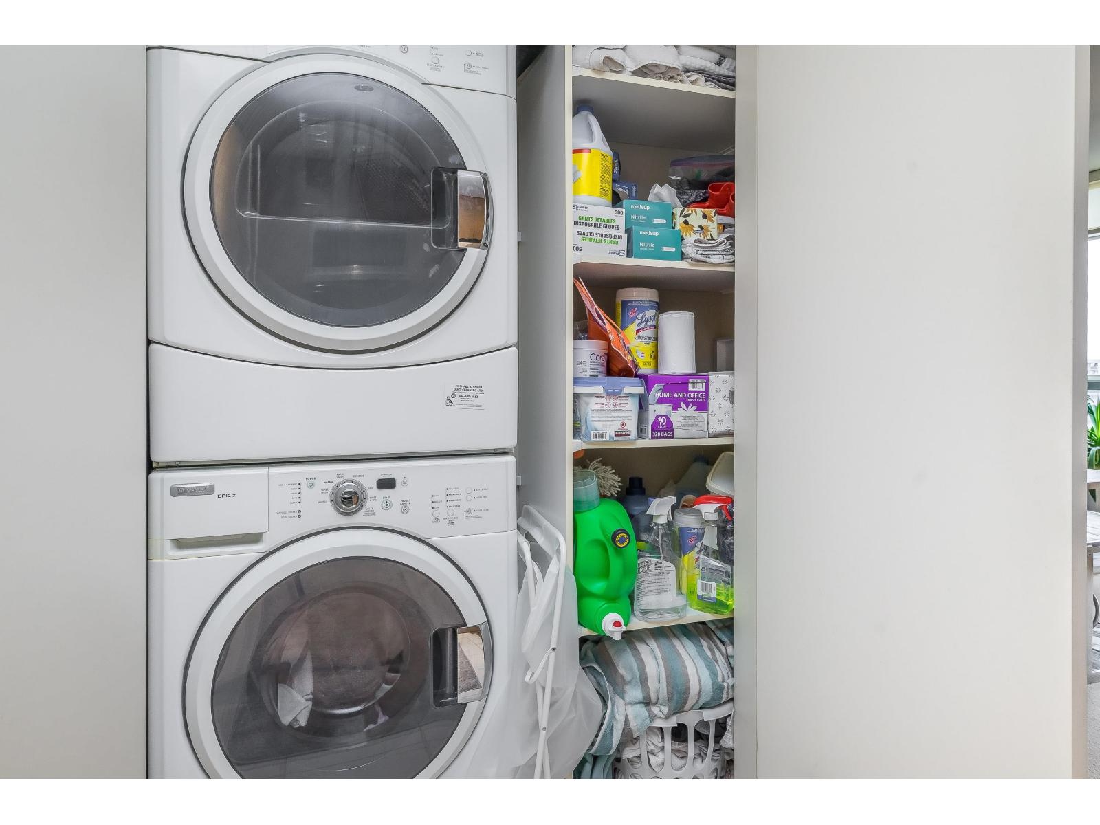1106 15152 RUSSELL AVENUE, White Rock