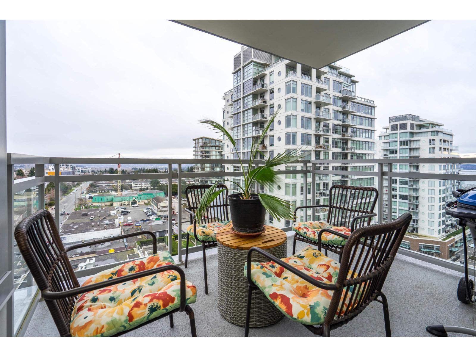 1106 15152 RUSSELL AVENUE, White Rock