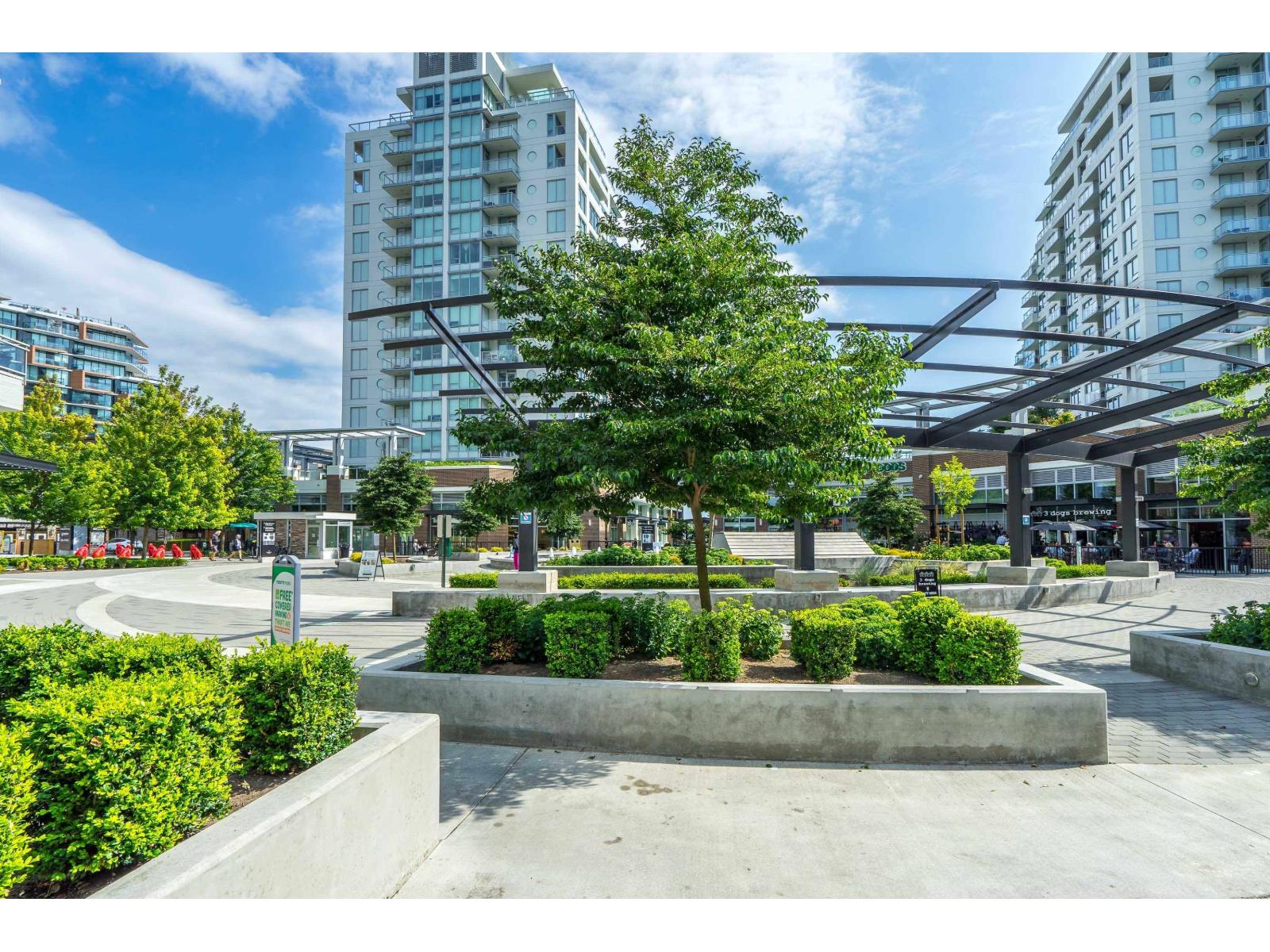 1106 15152 RUSSELL AVENUE, White Rock