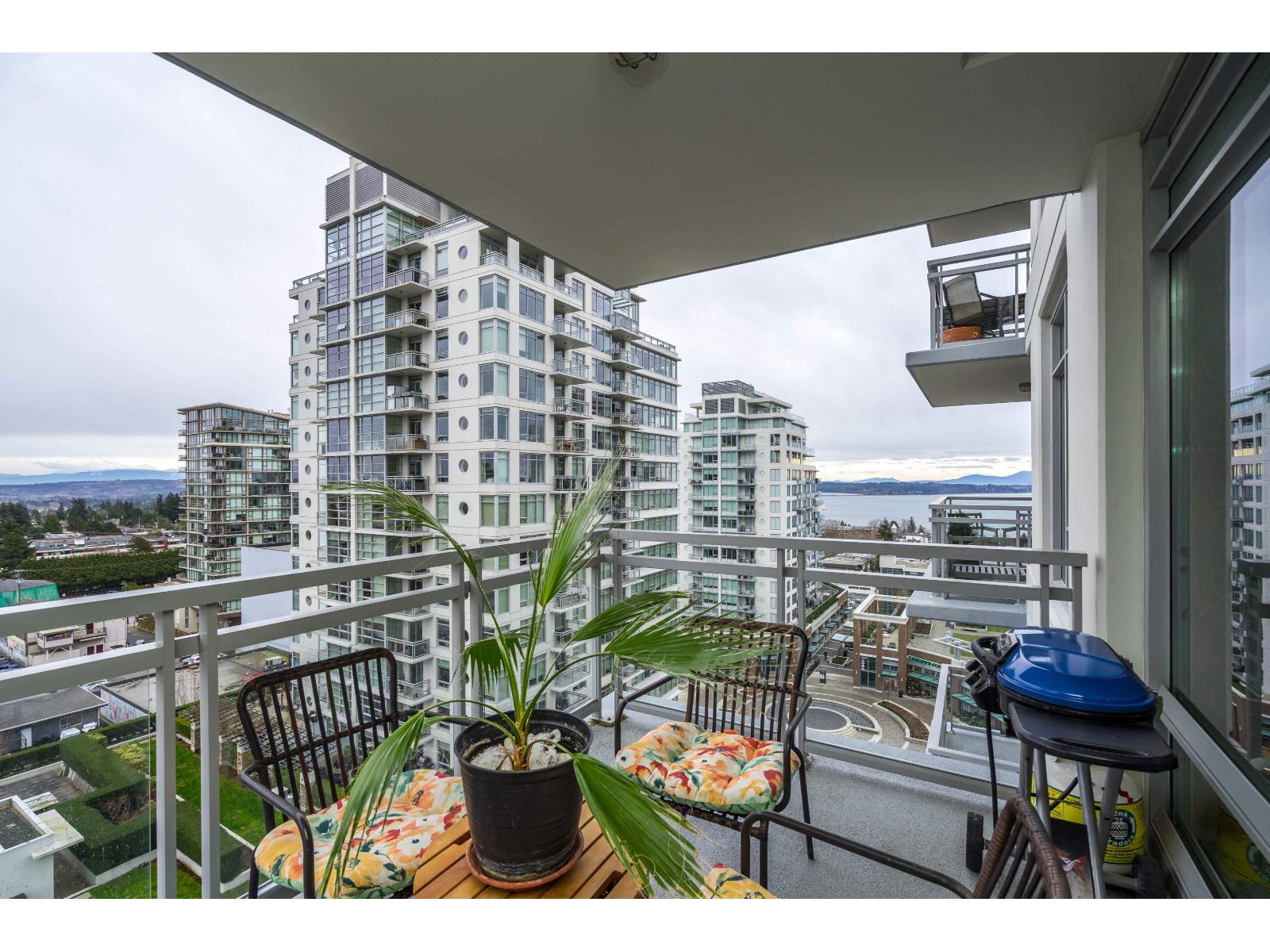 1106 15152 RUSSELL AVENUE, White Rock
