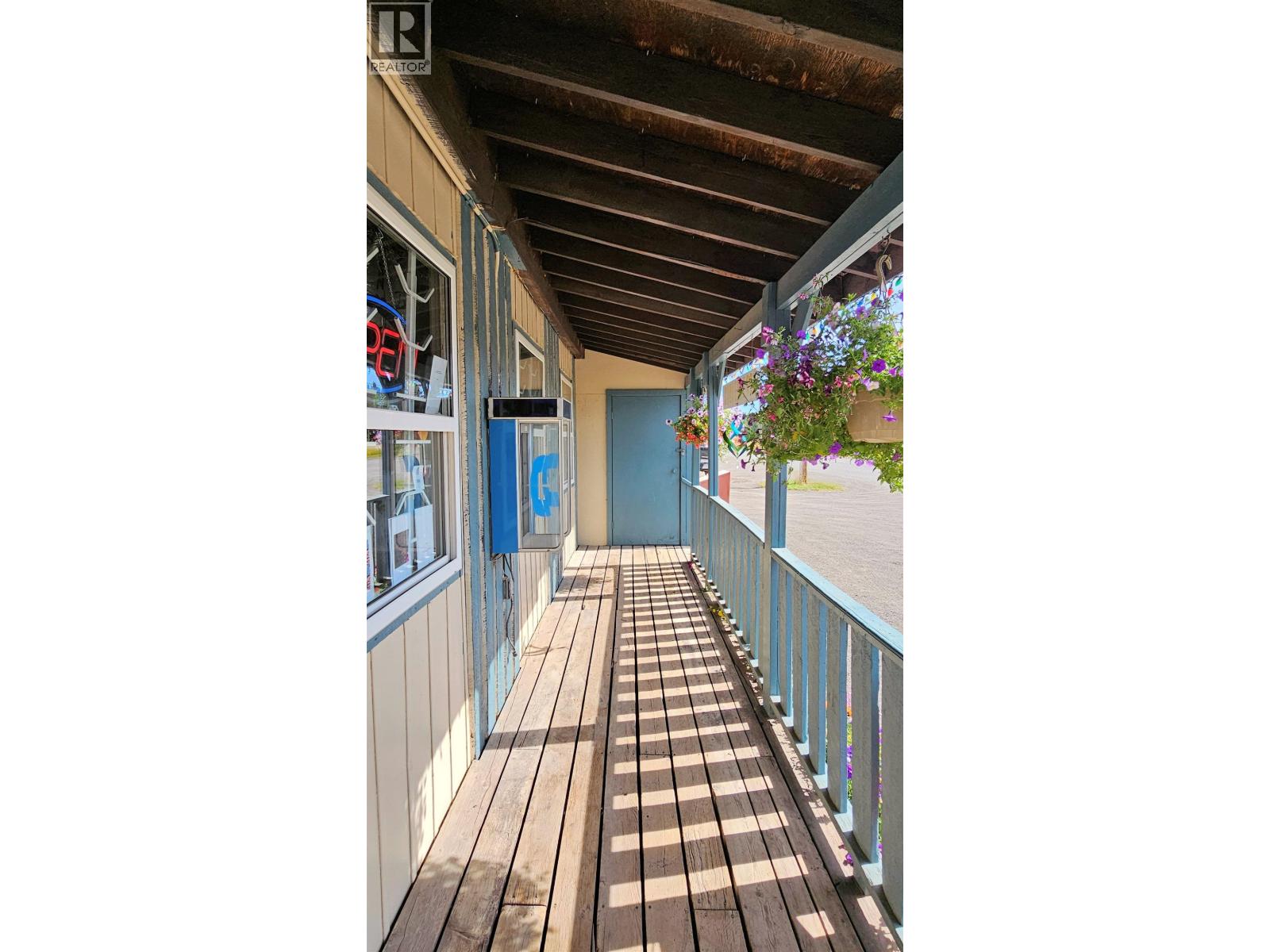 21576 TOPLEY POST OFFICE Road, Topley