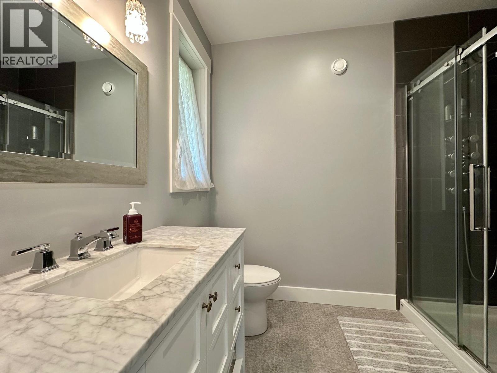 1494 CHESTNUT STREET, Telkwa