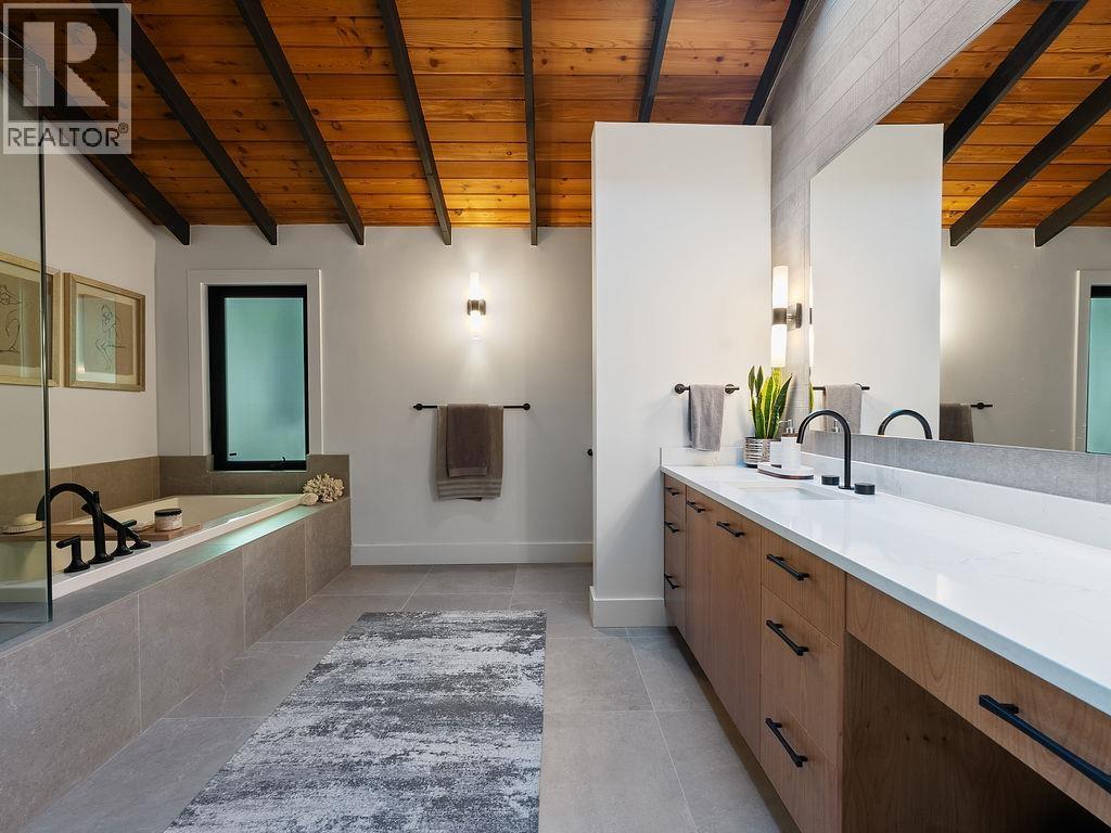 4645 CAULFEILD DRIVE, West Vancouver