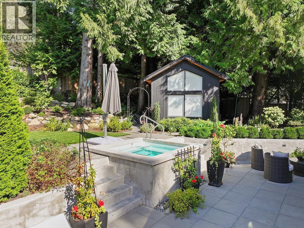 4645 CAULFEILD DRIVE, West Vancouver