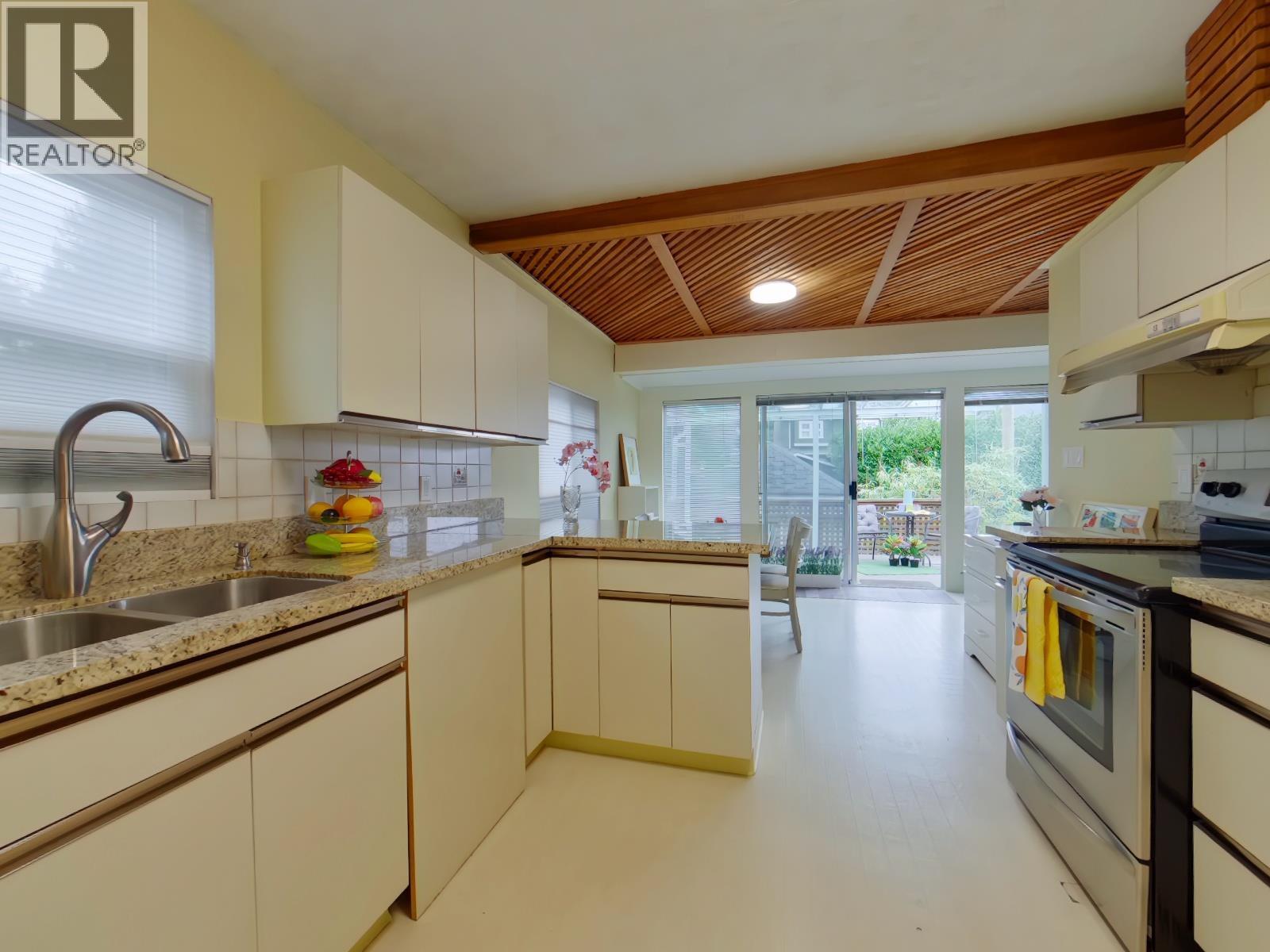 4427 W 16TH AVENUE, Vancouver