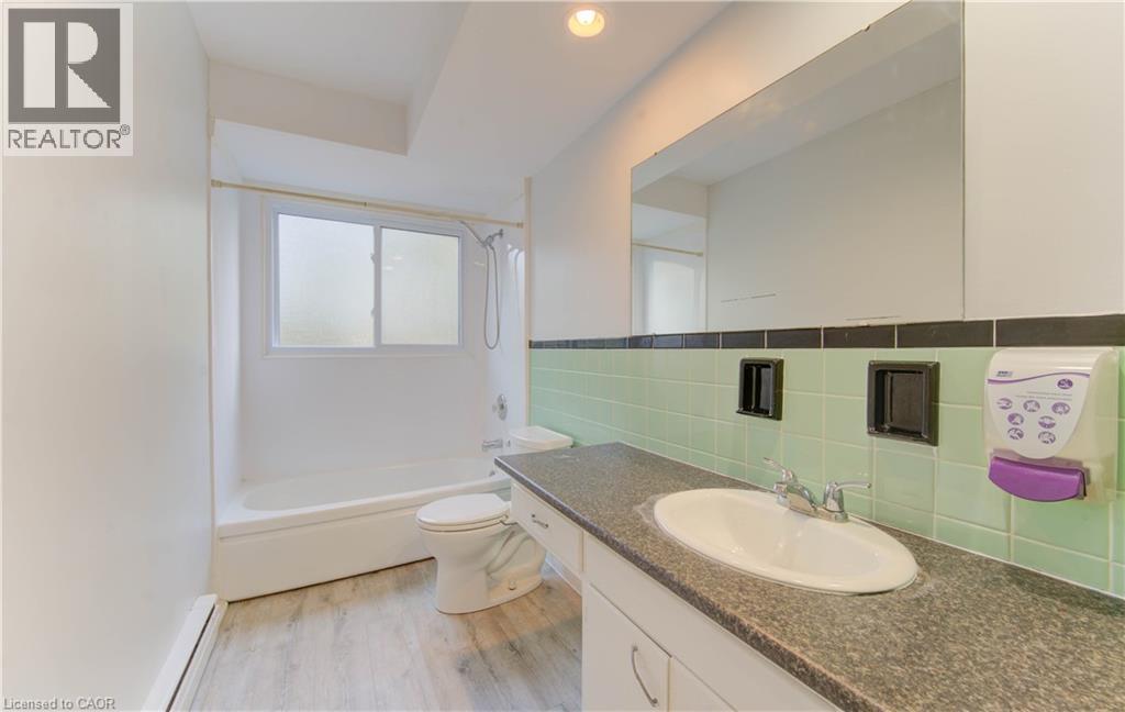 50 GORDON Avenue - 18