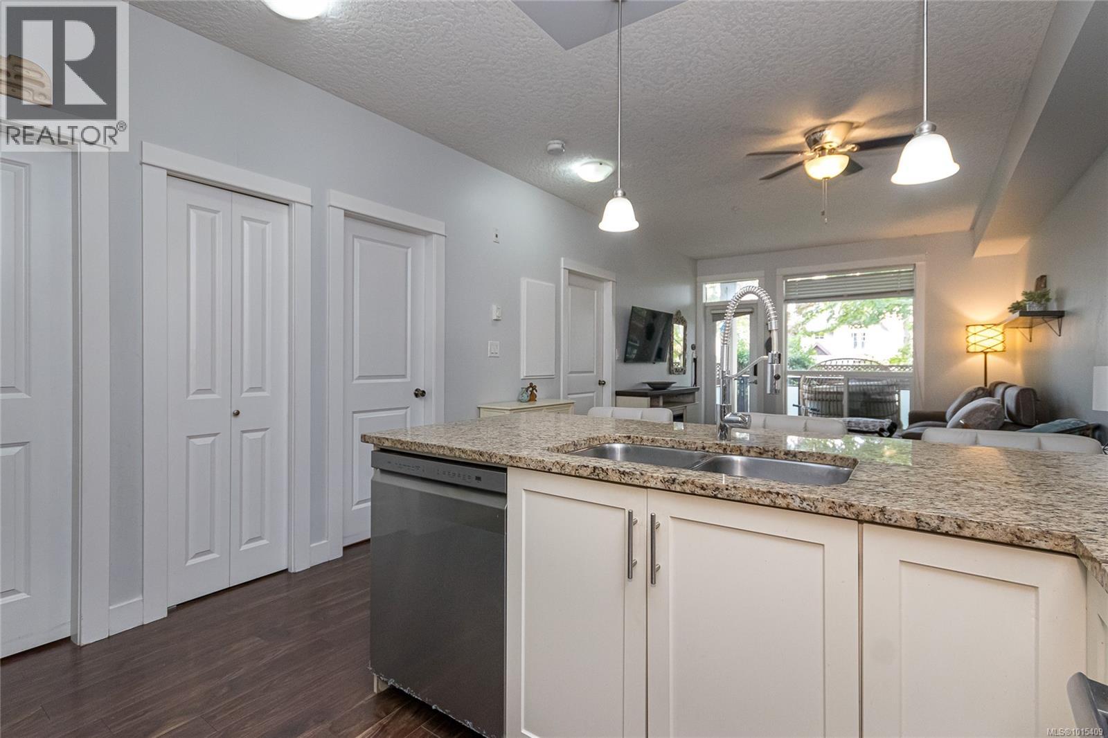 108 938 Dunford Avenue, Langford
