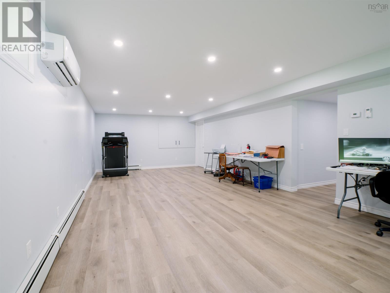 Property 29 of 42 of 44 Tattenham Crescent