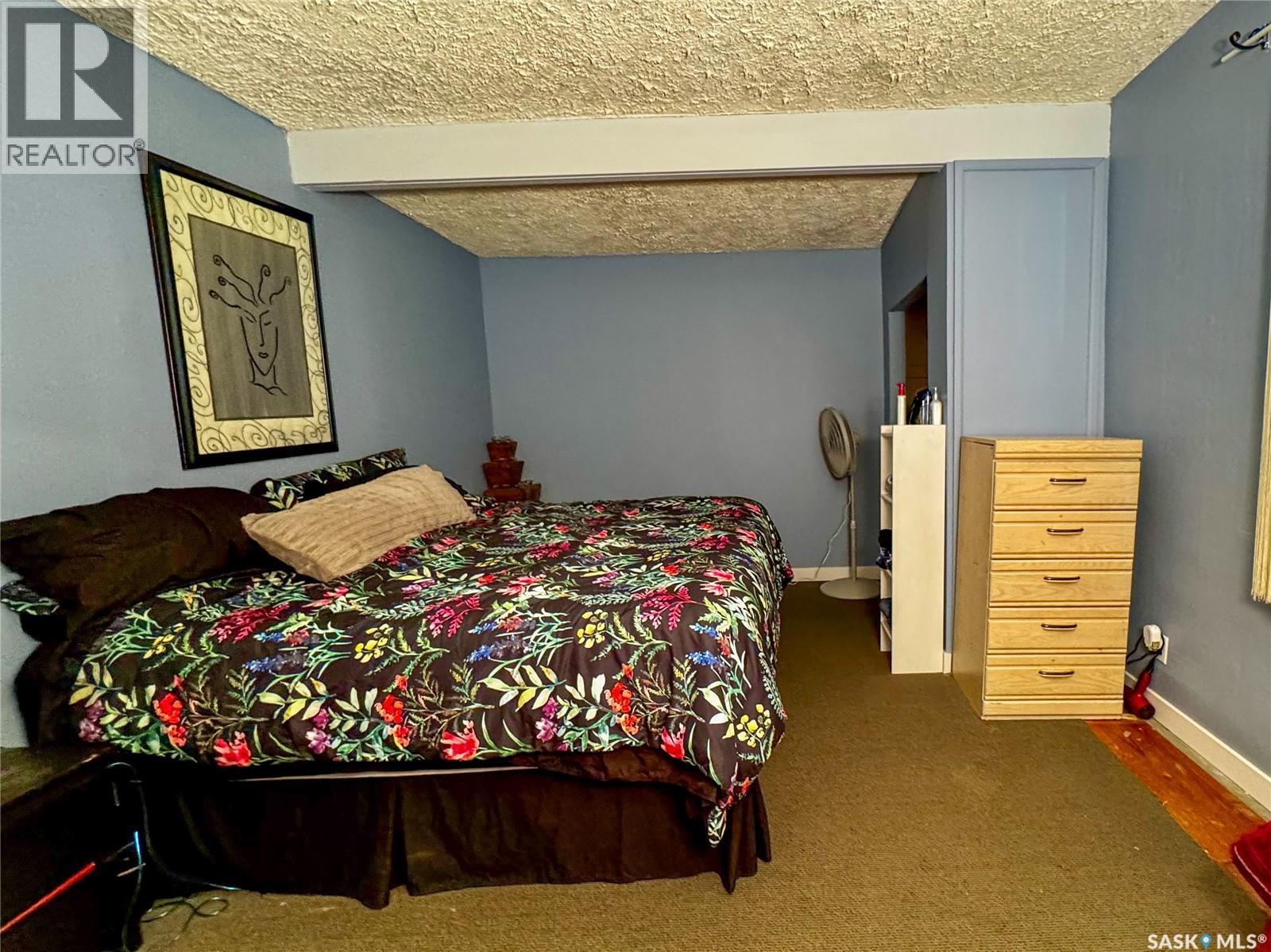 Single Family House for Sale in  th AVENUE NE Swift Current 