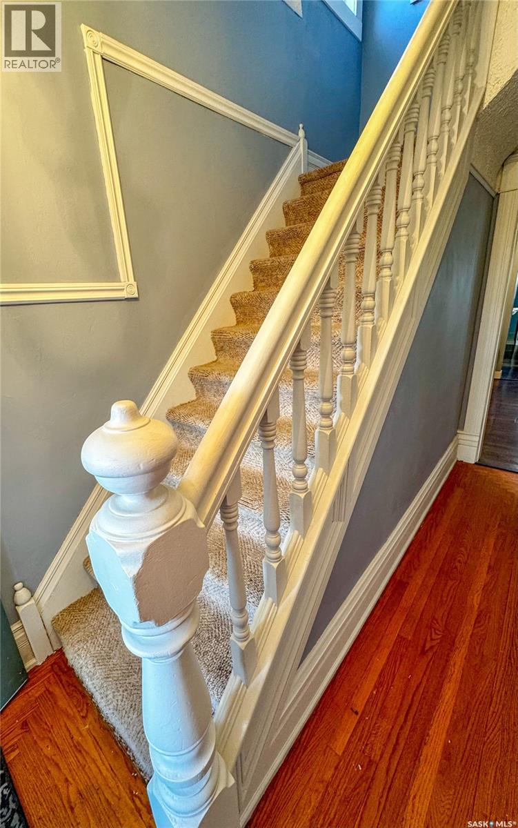 Single Family House for Sale in  th AVENUE NE Swift Current 