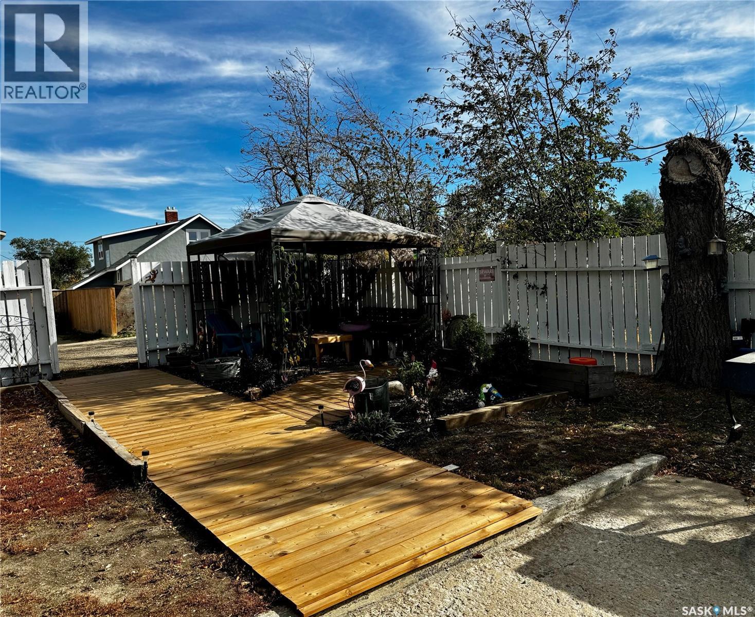 Single Family House for Sale in  th AVENUE NE Swift Current 