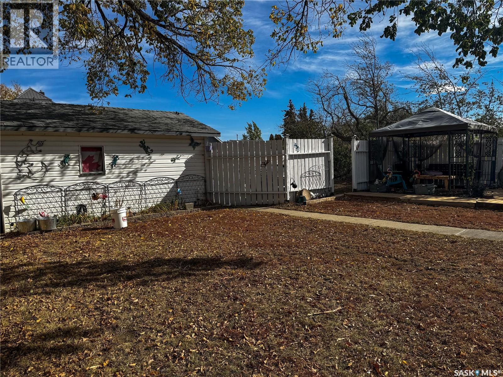 Single Family House for Sale in  th AVENUE NE Swift Current 