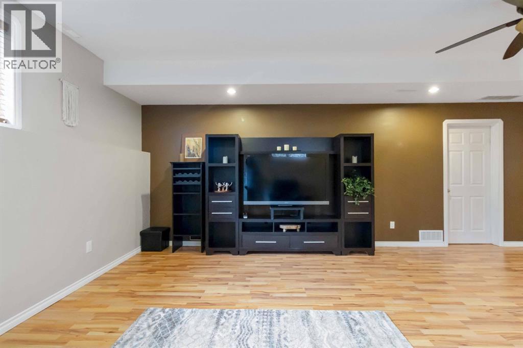 113 Lanauze Street, Fort McMurray