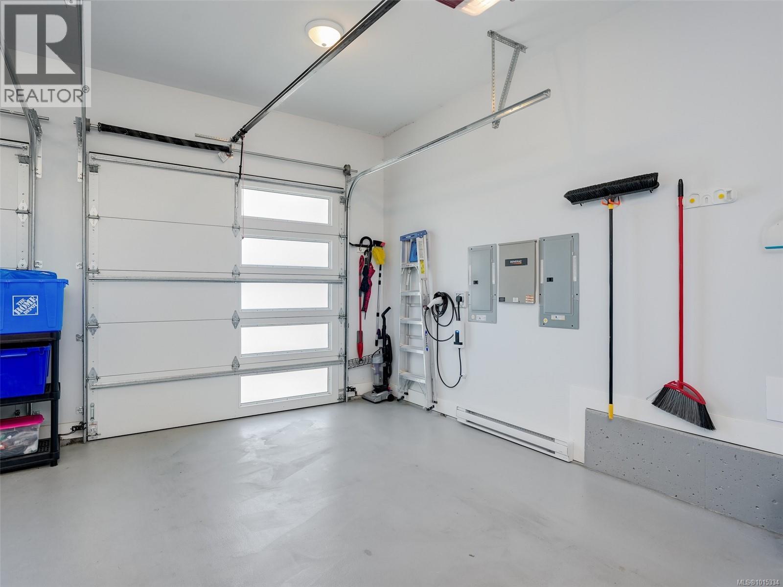  2407 Mountain Heights Drive, Sooke