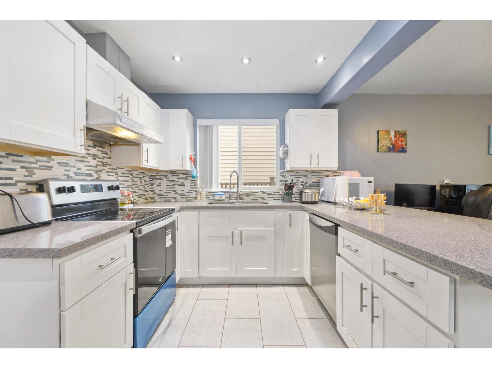 15130 98 AVENUE, Surrey