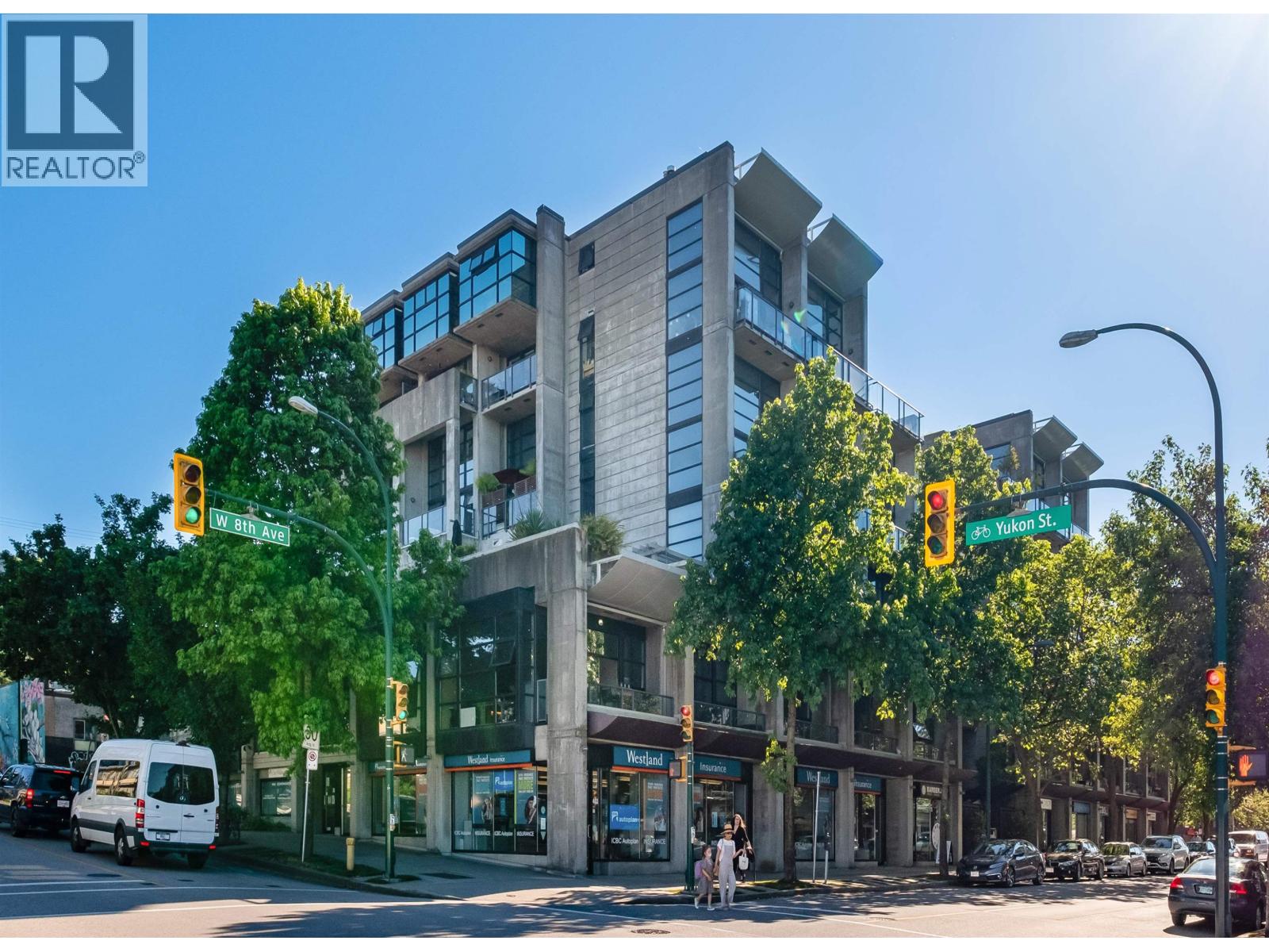 223 428 W 8, Vancouver
