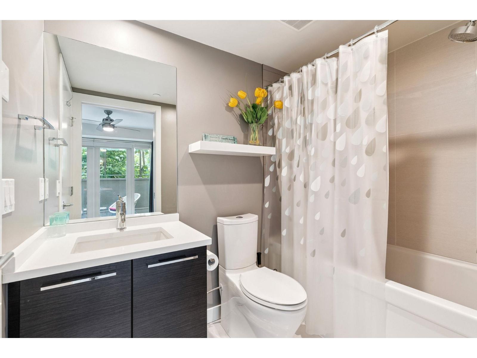 1 14820 BUENA VISTA AVENUE, White Rock