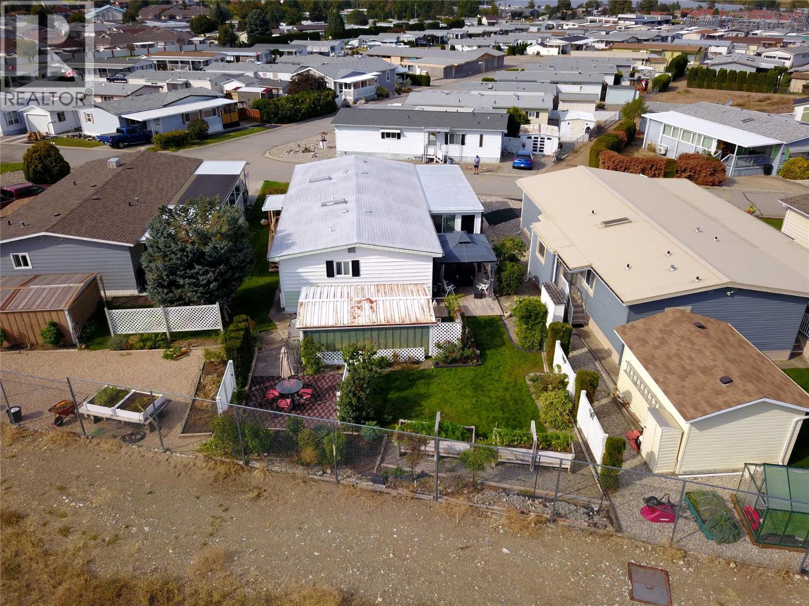 55 6601 TUCELNUIT Drive, Oliver