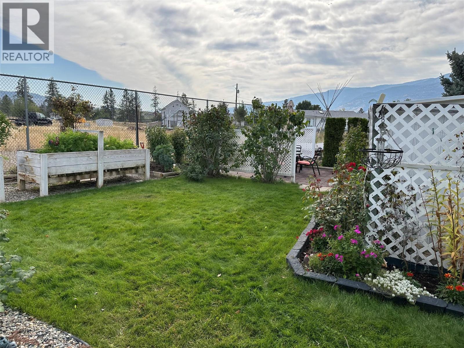 55 6601 TUCELNUIT Drive, Oliver