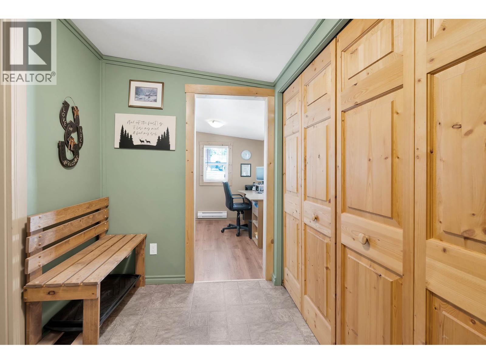 1888 Lakeview Drive, Kamloops