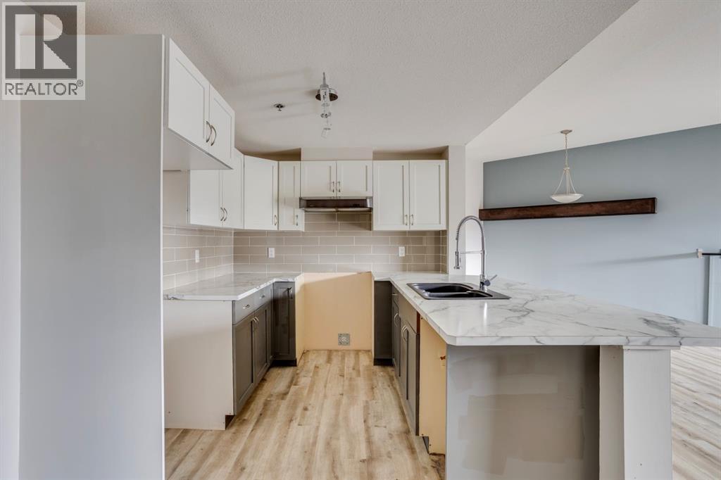 100 Denholm Gate, Fort McMurray