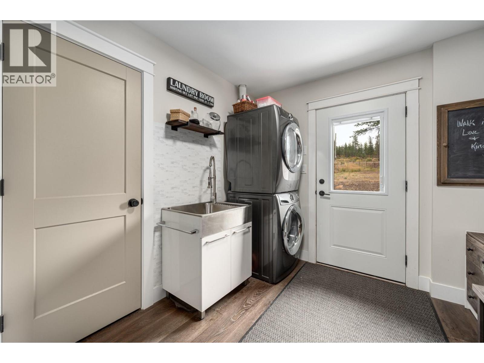 1508 COVERT Place, Merritt