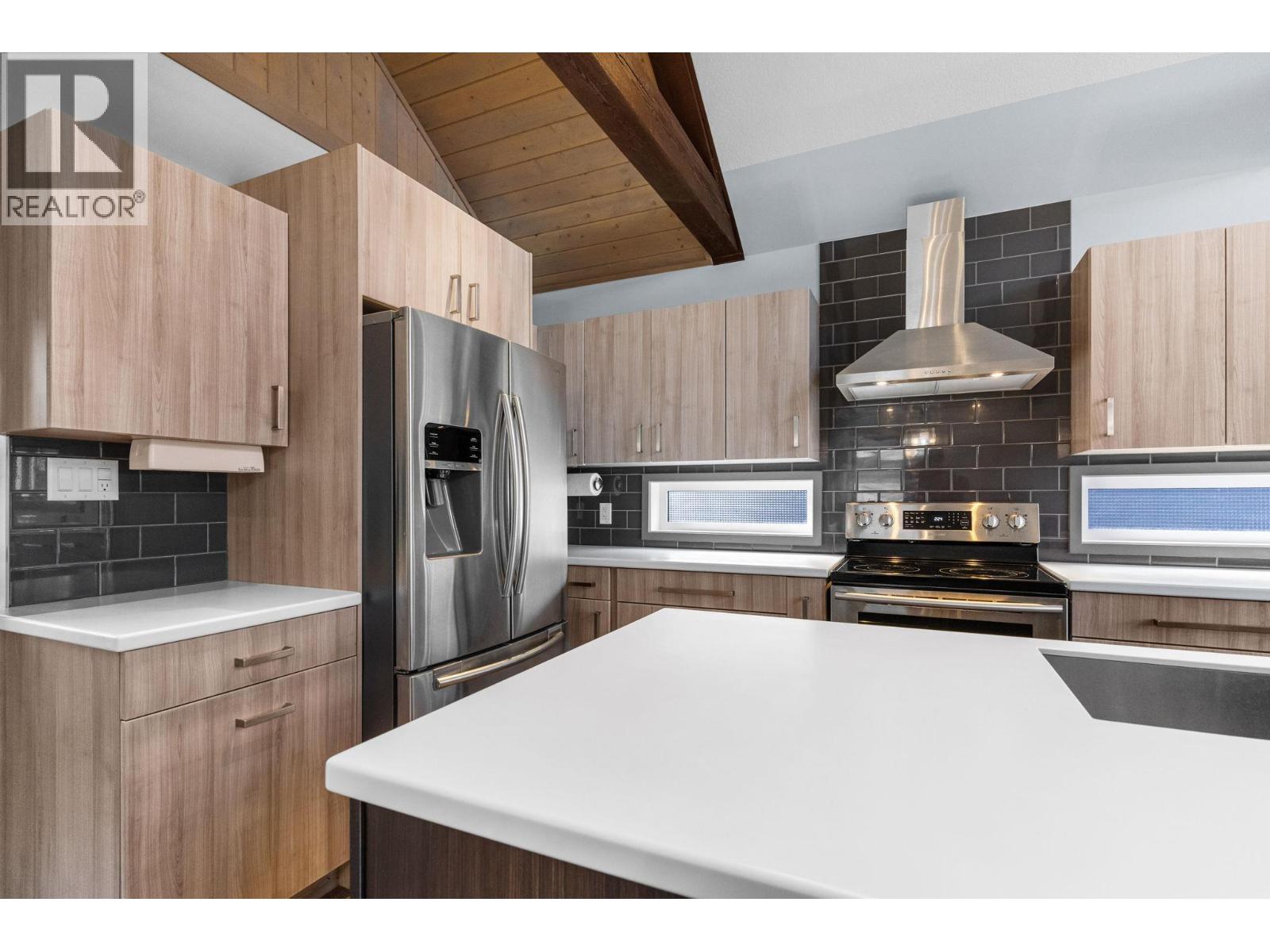  6713 Marbella Loop, Kelowna