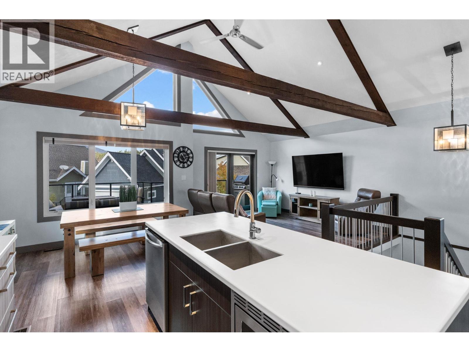  6713 Marbella Loop, Kelowna