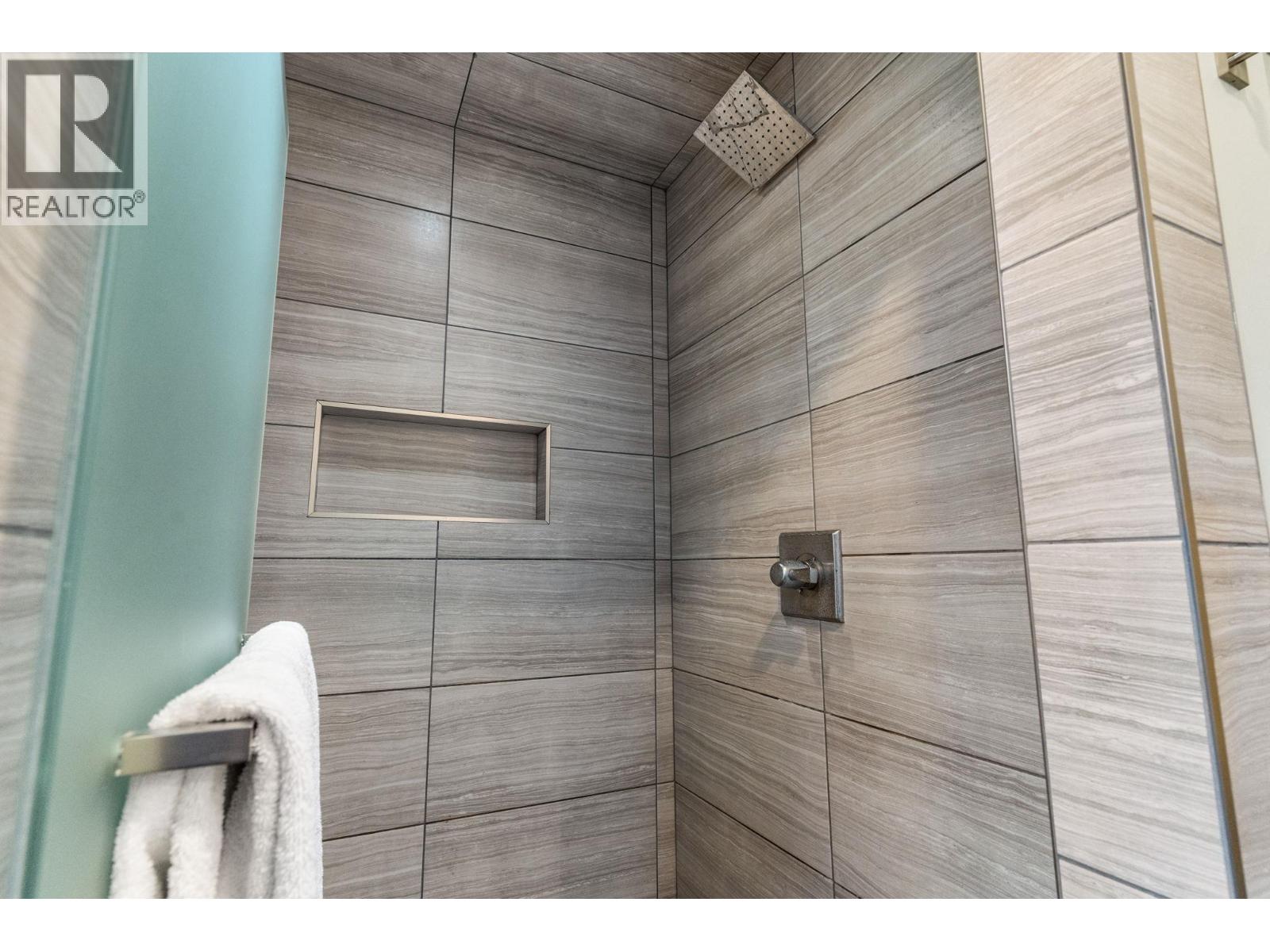  6713 Marbella Loop, Kelowna