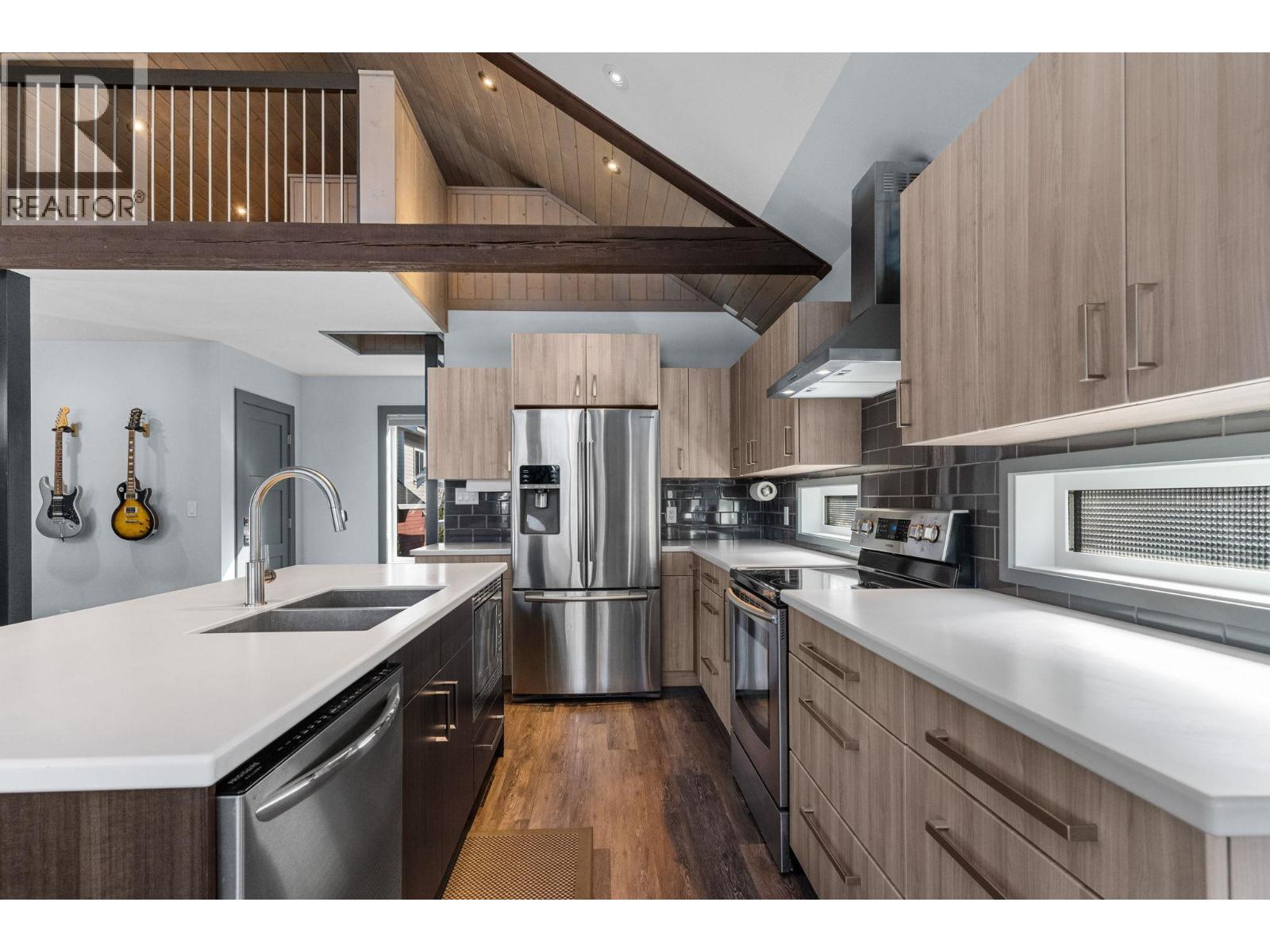  6713 Marbella Loop, Kelowna