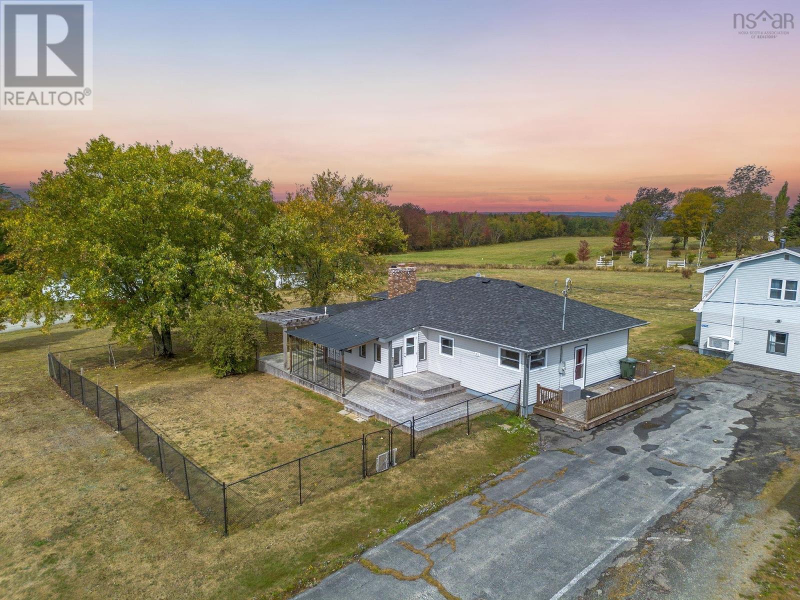 Property photo of 7072 Highway 340 Highway