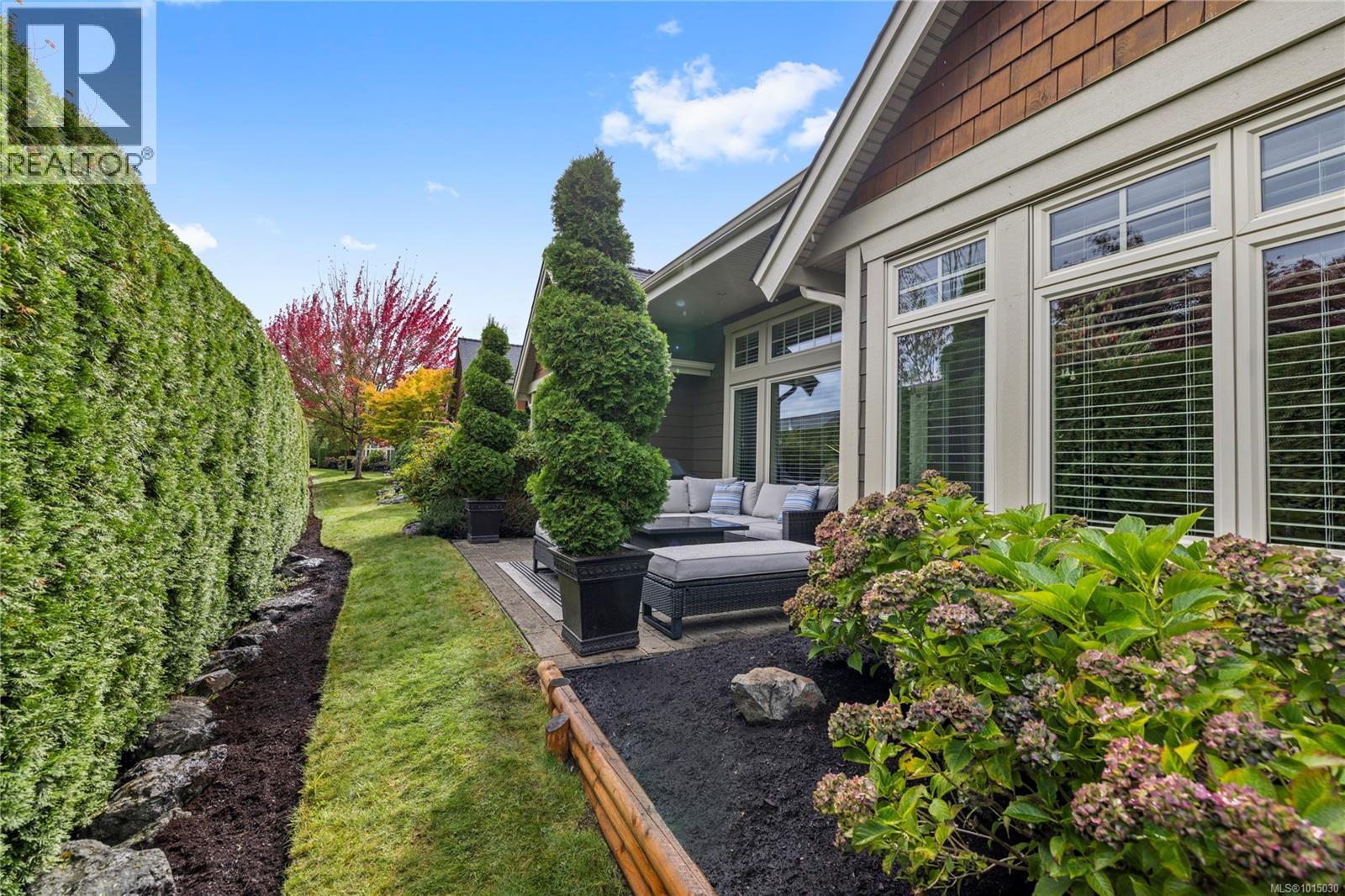 515 Eaglewood Crt, Qualicum Beach