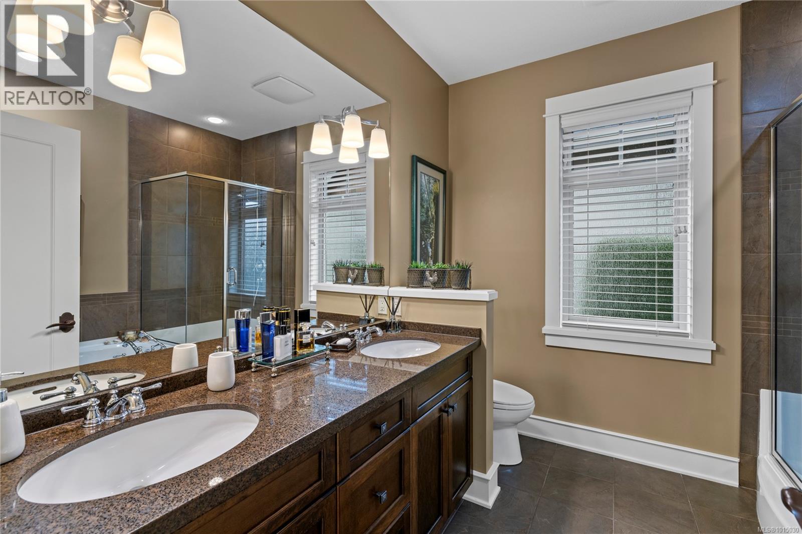 515 Eaglewood Crt, Qualicum Beach