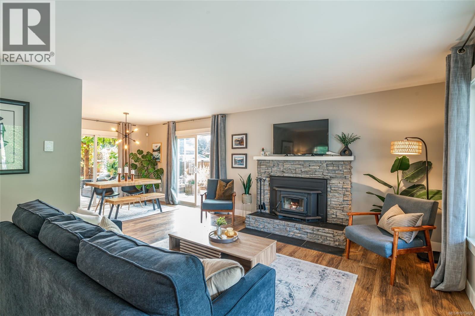 3993 Uplands Dr, Nanaimo