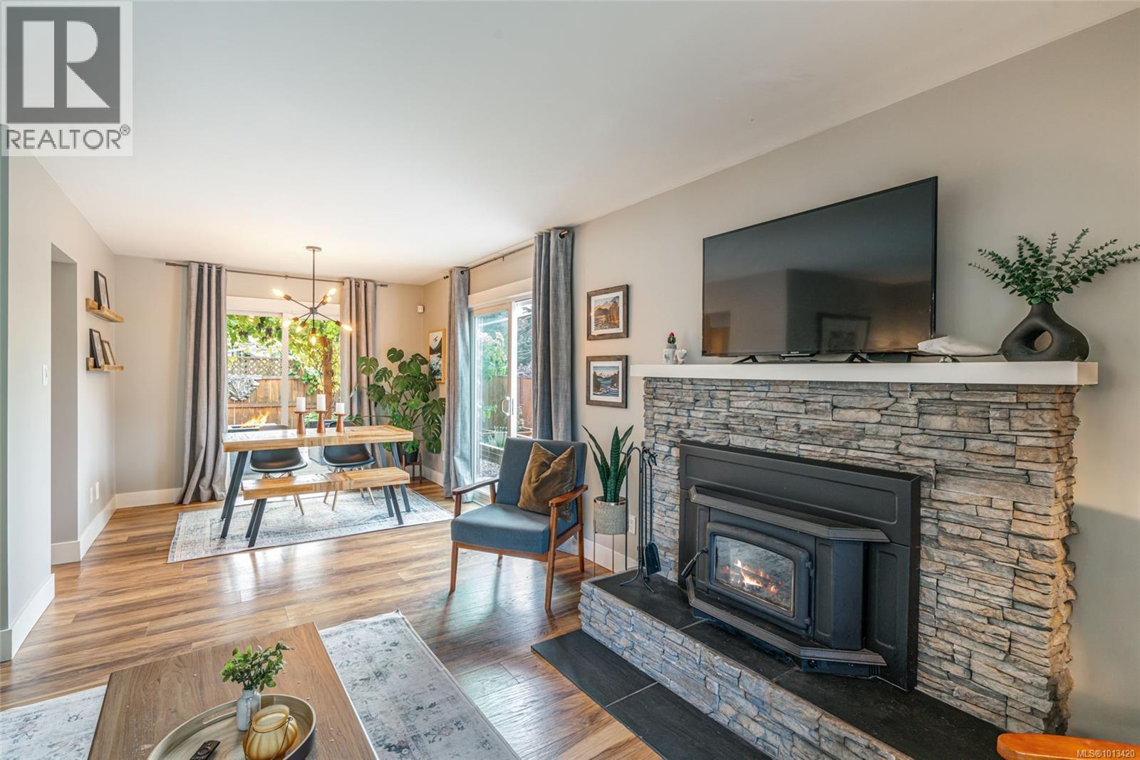 3993 Uplands Dr, Nanaimo