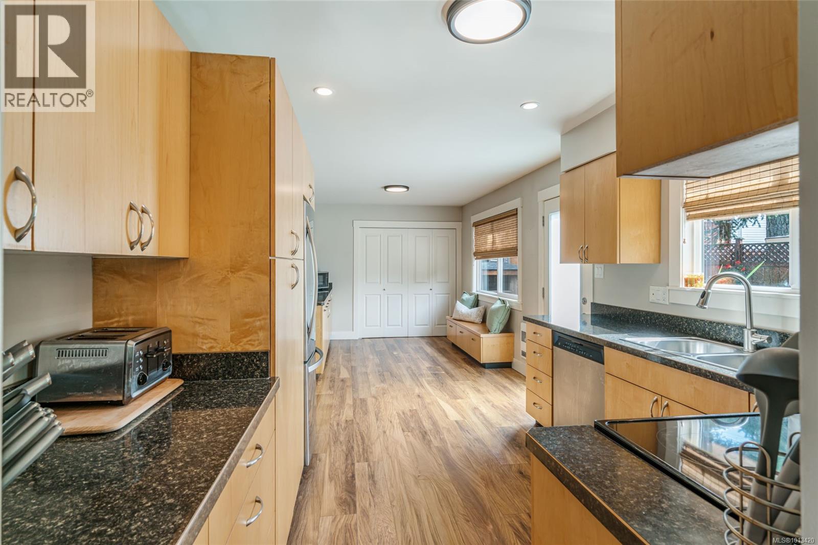 3993 Uplands Dr, Nanaimo