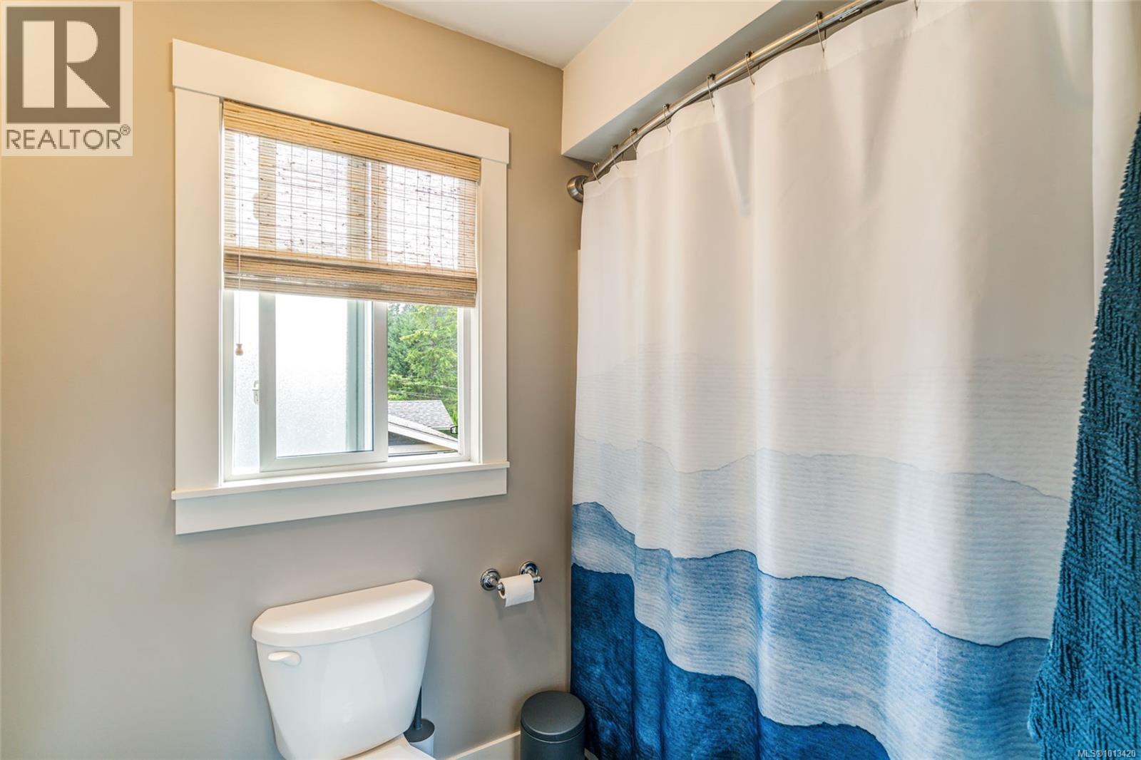 3993 Uplands Dr, Nanaimo
