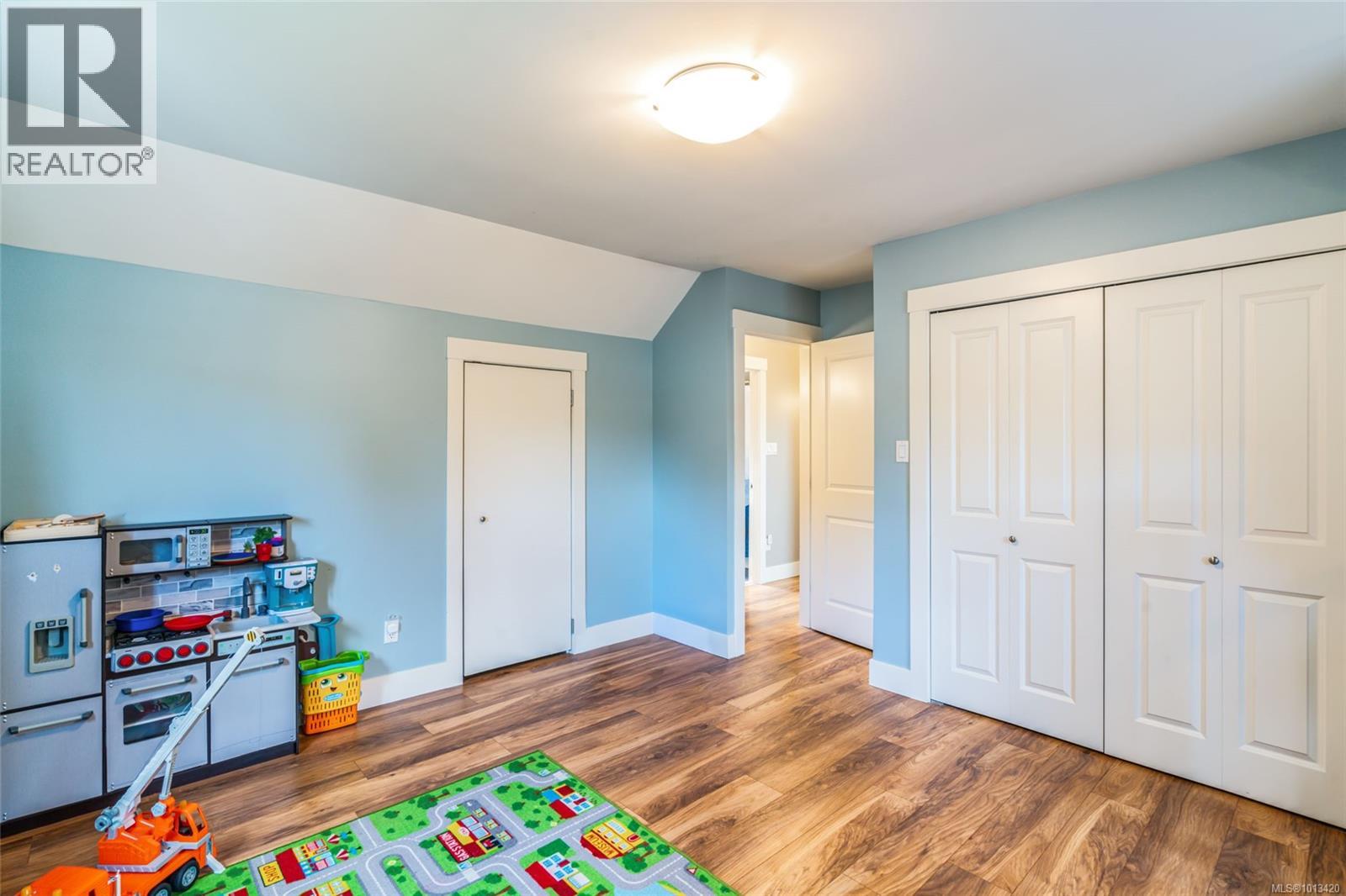 3993 Uplands Dr, Nanaimo