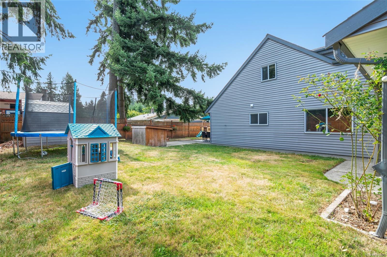 3993 Uplands Dr, Nanaimo