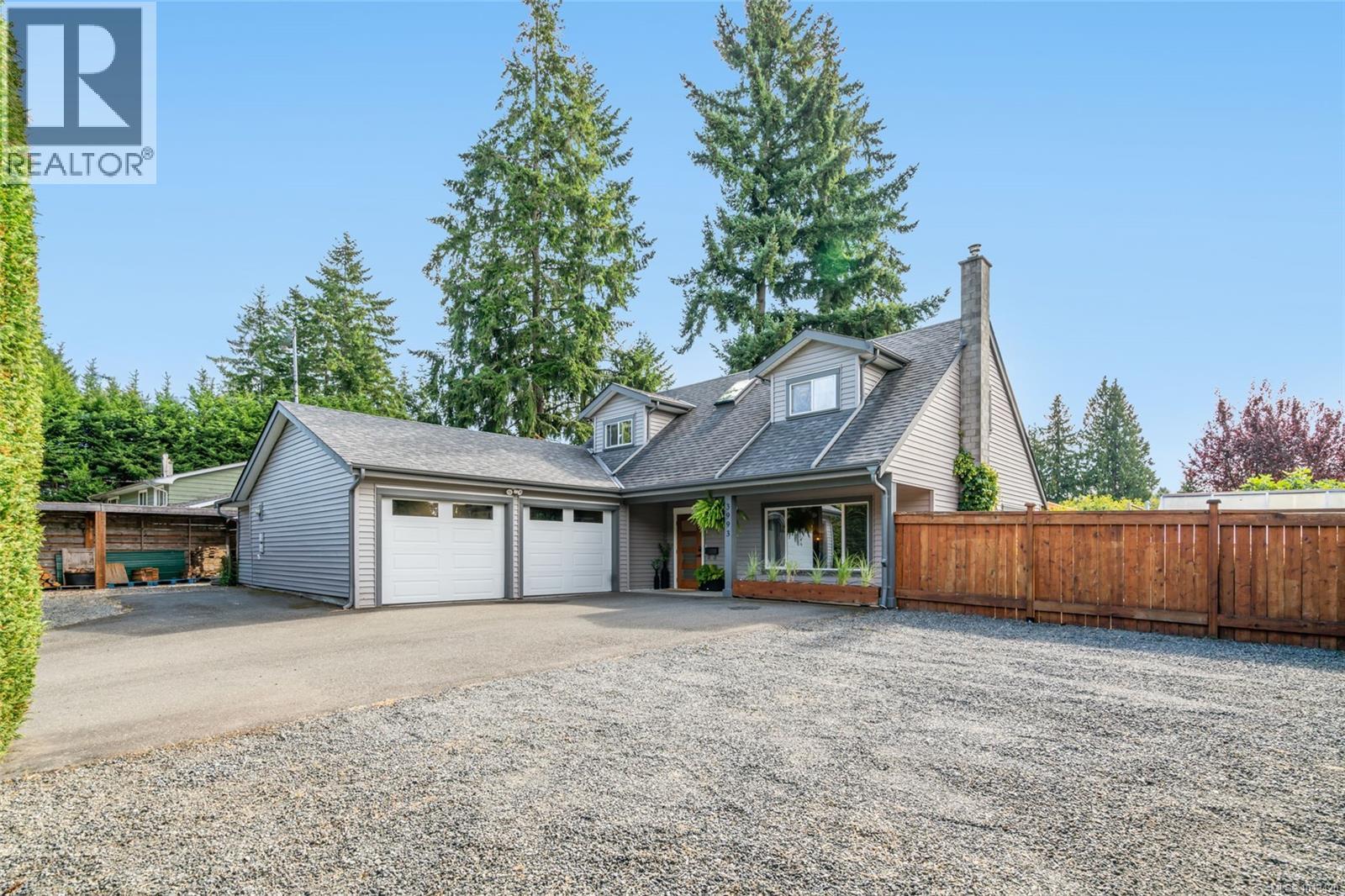 3993 Uplands Dr, Nanaimo