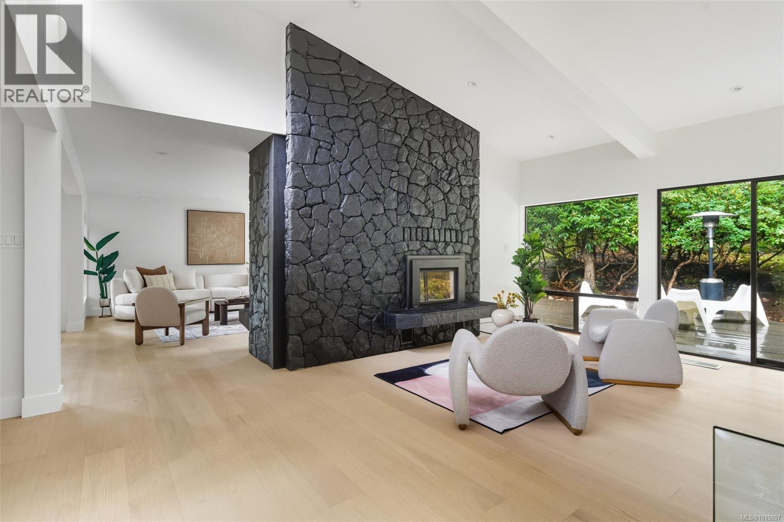  4464 Sunnywood Place, Saanich