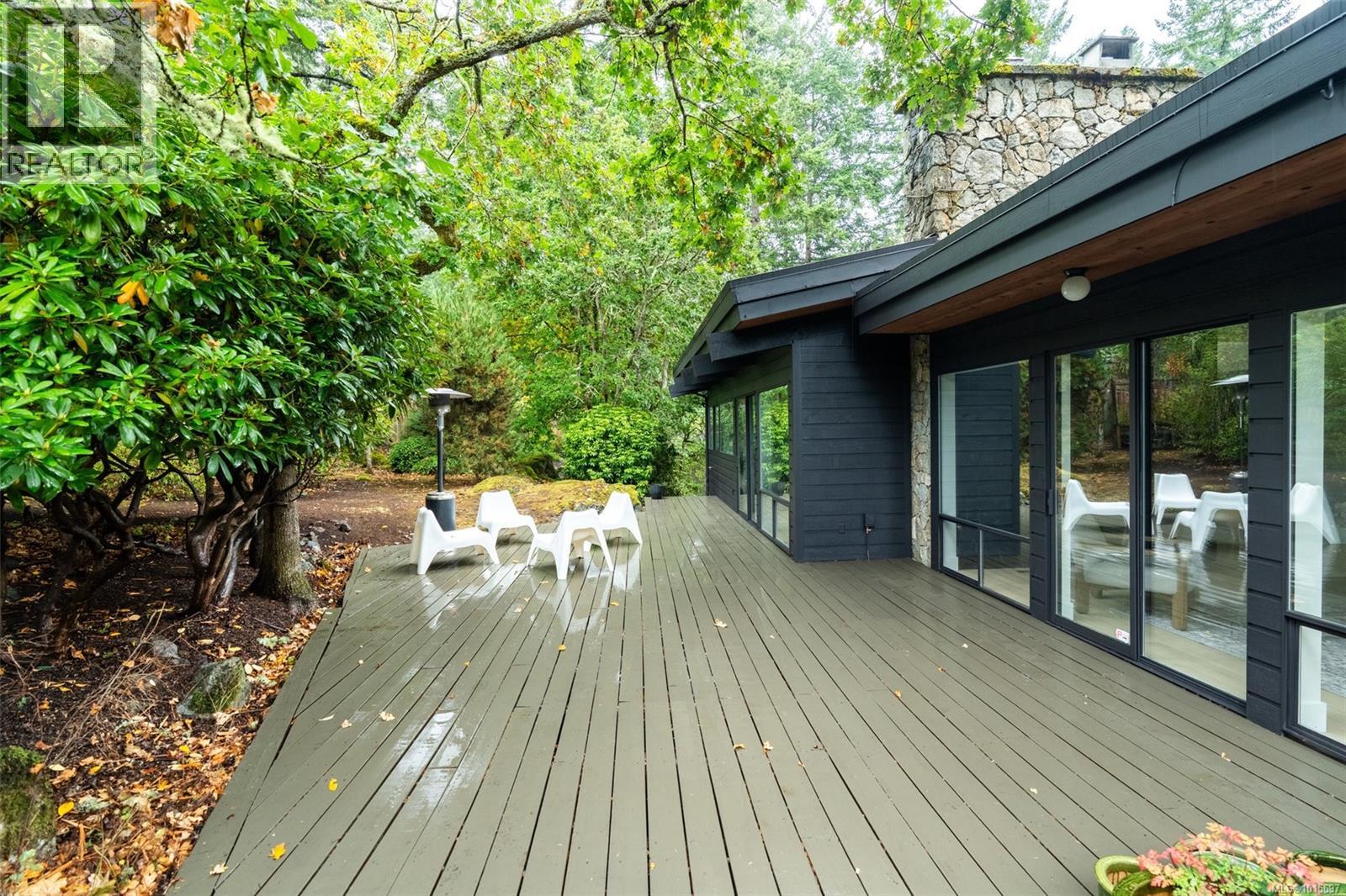  4464 Sunnywood Place, Saanich