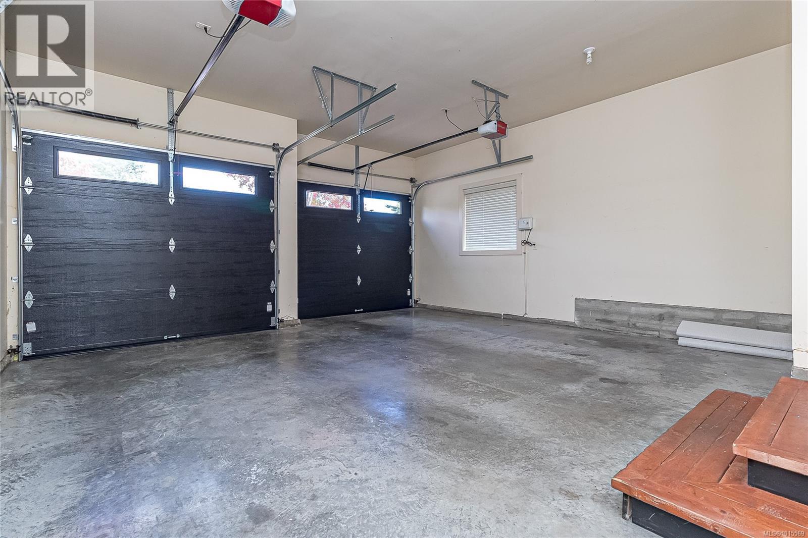 1017 Graphite Pl, Langford