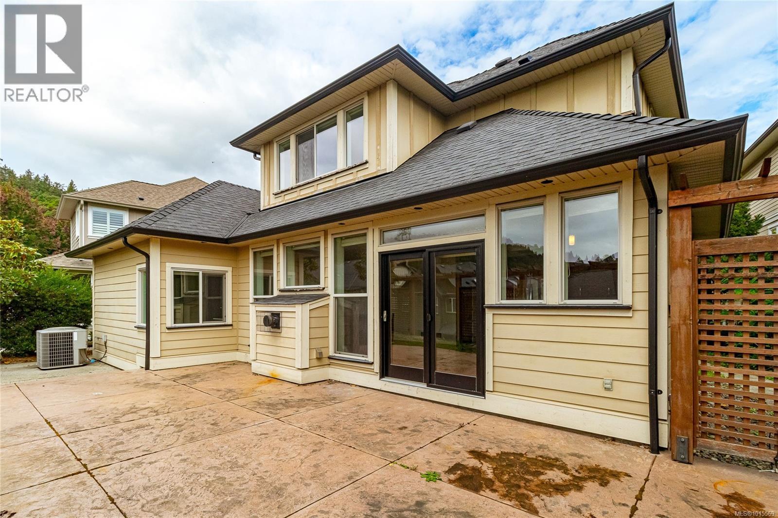 1017 Graphite Pl, Langford