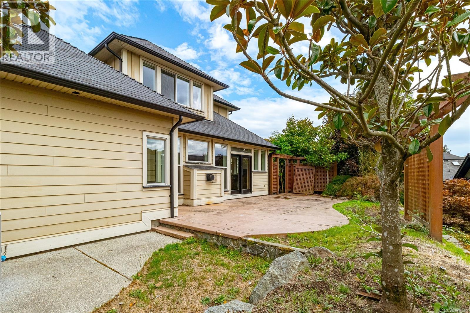 1017 Graphite Pl, Langford