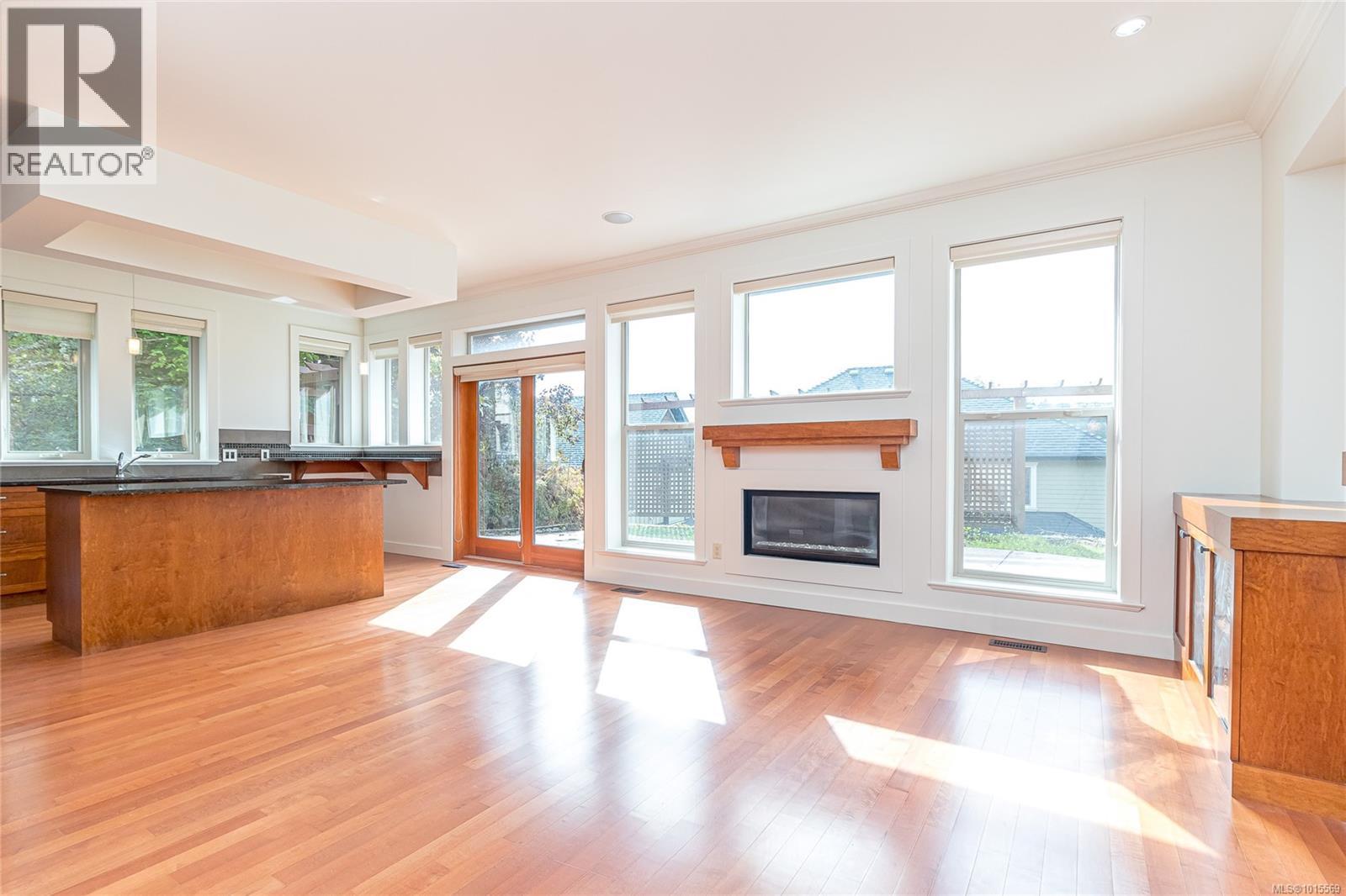 1017 Graphite Pl, Langford