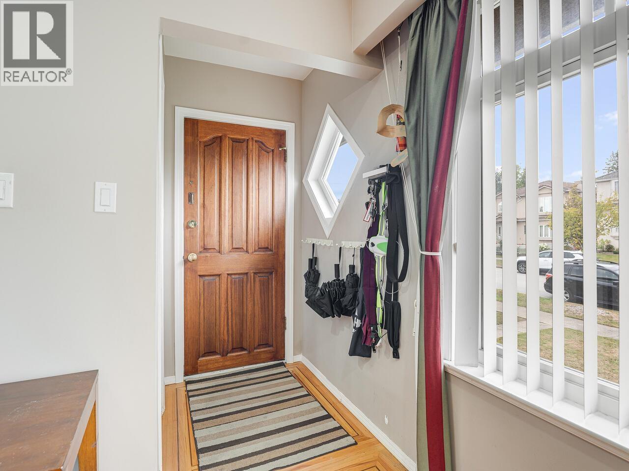 6979 GLADSTONE STREET, Vancouver