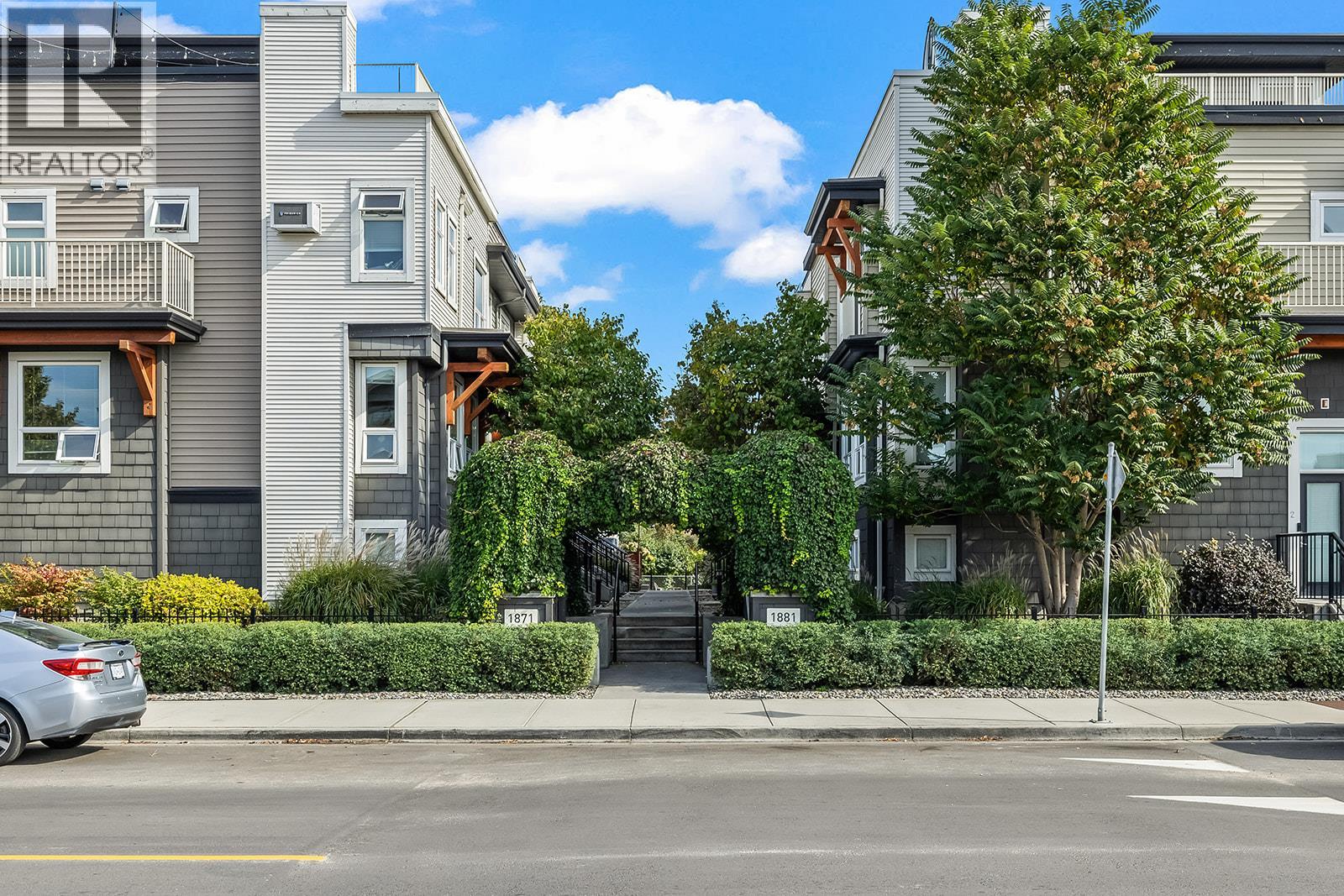 14 1881 Ambrosi Road, Kelowna